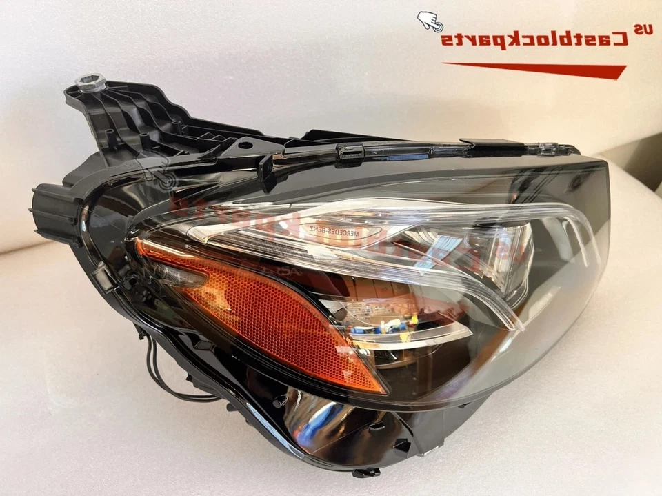 Faro derecho Mercedes Benz Clase E E300 W213 2017-2020 LED 2139060209 OEM Foto 2 de 4