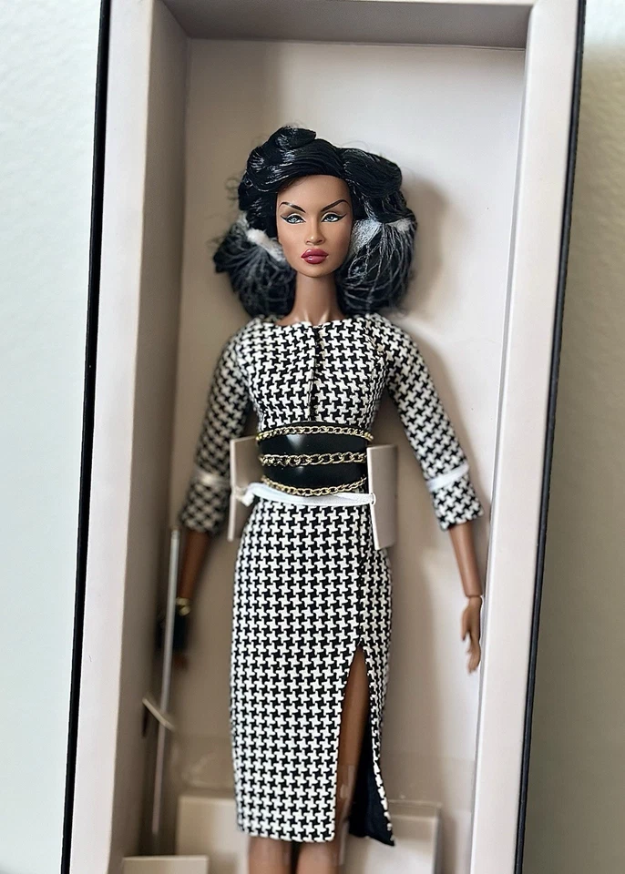 Muñeca vestida "Time and Again" Adele Makeda 2015 Integrity Toys Convention NRFB Foto 2 de 3