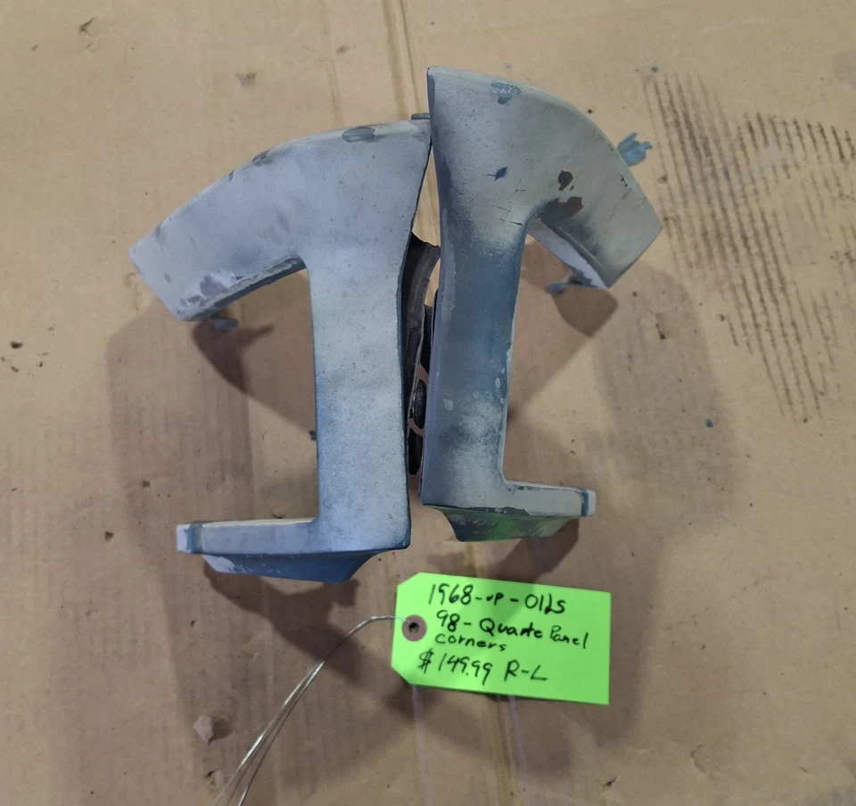 1968 Oldsmobile 98 Quarter Panel Corner Trim Left & Right OEM 7728422 7728423 Foto 4 de 4