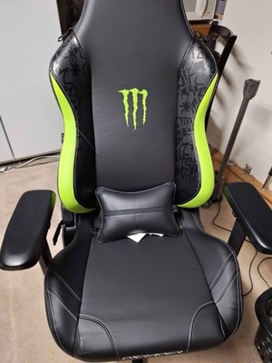 DXRacer Monster Energy Chair