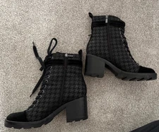 Marc Fisher moto boots in black hound's tooth check size 8.5 M. Excellent cond