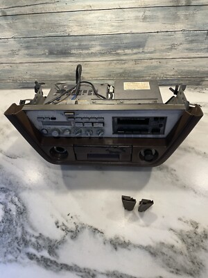 81-83 COMPLETE DATSON NISSAN 280ZX S130 HITACHI AM FM RADIO  CASSETTE PLAYER OM