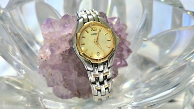 Vintage Seiko Quartz V789-0369 White-Dial Date Two-Tone womens