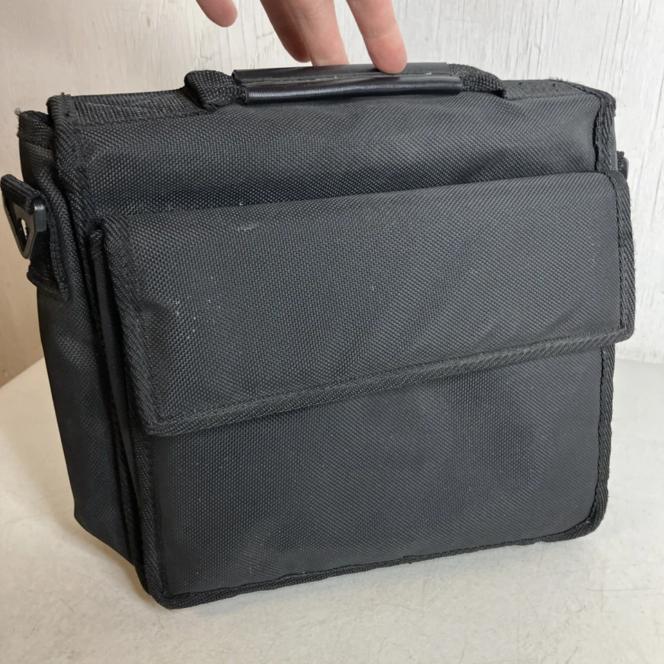 Bolsa de transporte deportiva PlayStation 1 EA - sin correa Foto 3 de 4