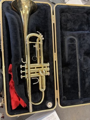 Bach TR300 Trumpet w/ Case and Bach 7C Mouthpiece USA Brass | eBay