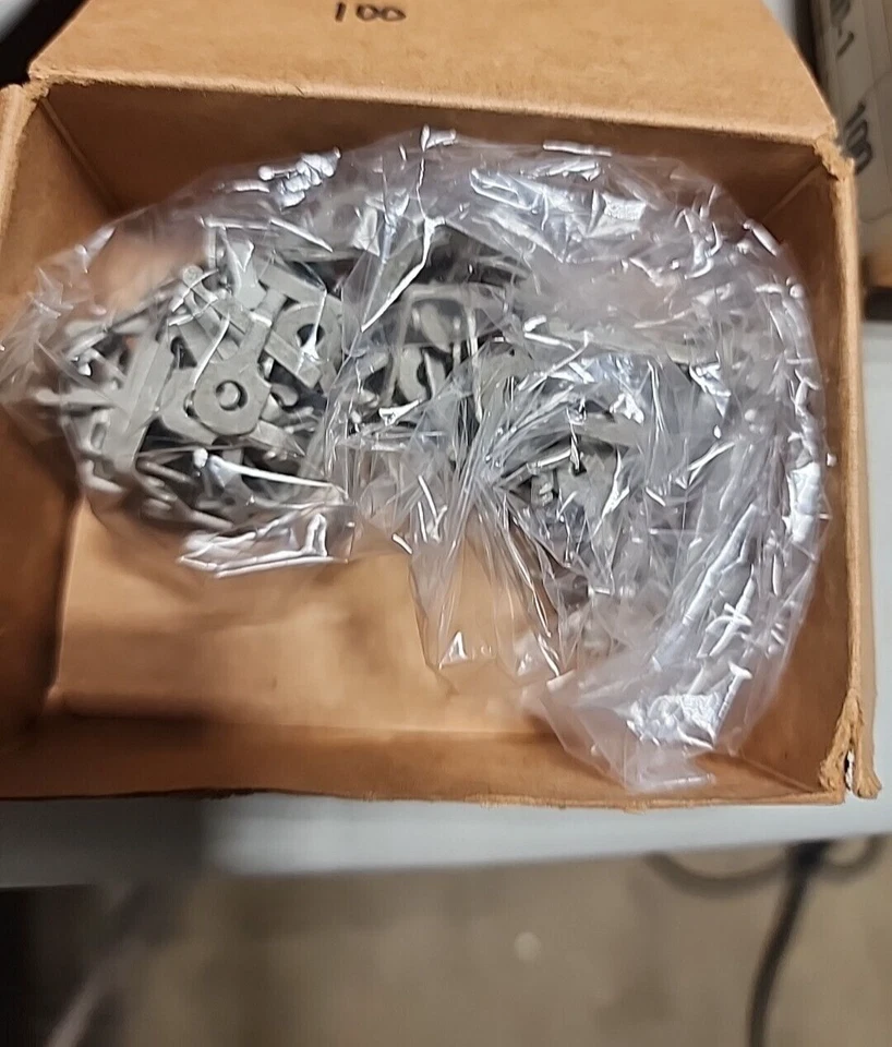 TRW Connections Cinch Connetors Y141  (Set of 133 Pz) [RC 6-2] - Image 4 of 4