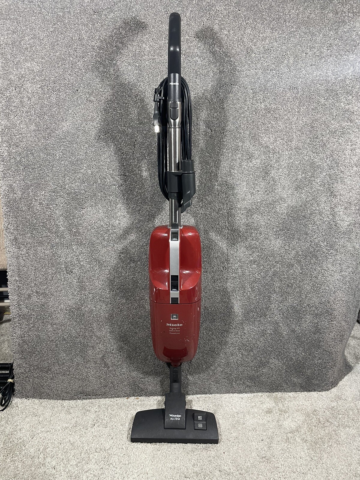 Miele Swing H1 Quick Step PowerLine Upright Stick Vacuum Cleaner SAAO0
