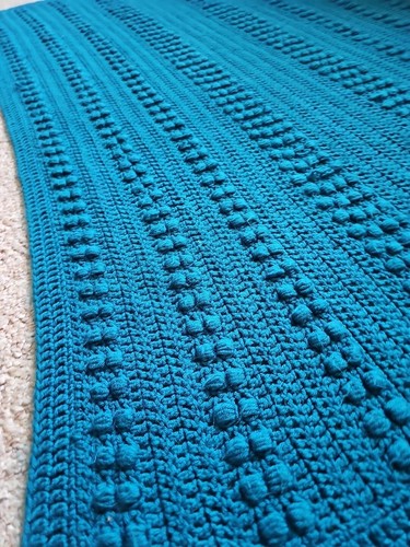 Handmade Crochet Blanket Throw Afghan Solid Blue Vintage 64" X 44" - Picture 2 of 17
