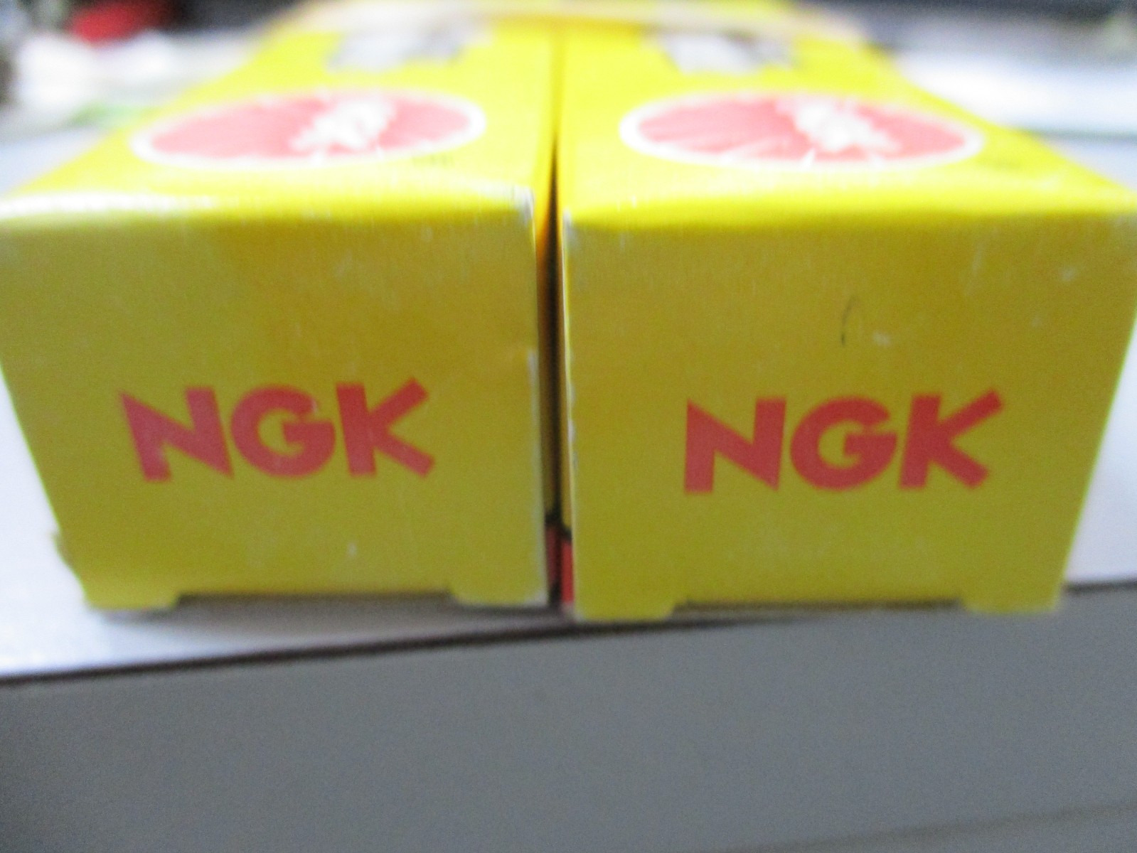 NEW  NGK 4323   BR6FS  Spark Plugs - Set of 2  NOS