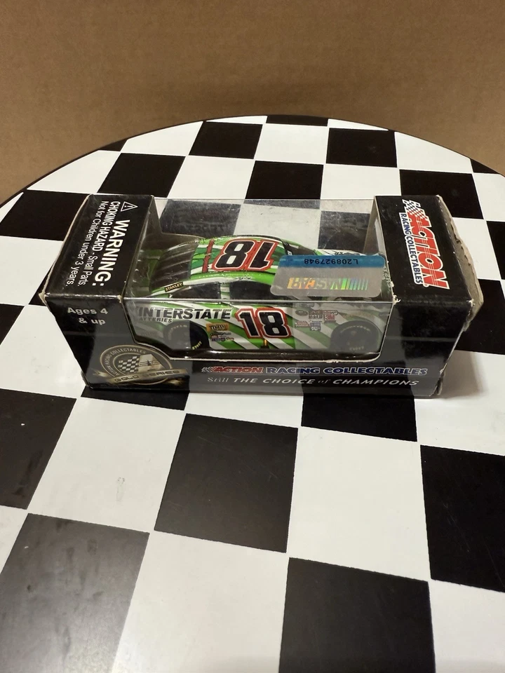 Baterías interestatales Kyle Busch #18 2016 acción 1/64 Nascar diecast Foto 3 de 4