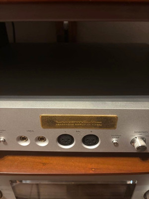 LUXMAN P-700u Headphone Amplifier Pure Class A   Balanced/Unbalanced AC100V