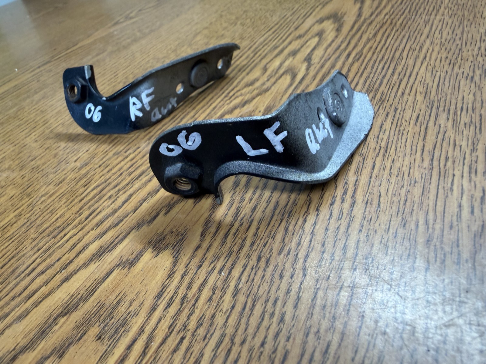 2003-2008 Maserati Quattroporte Front Bumper Cover Upper Bracket Set Pair OEM