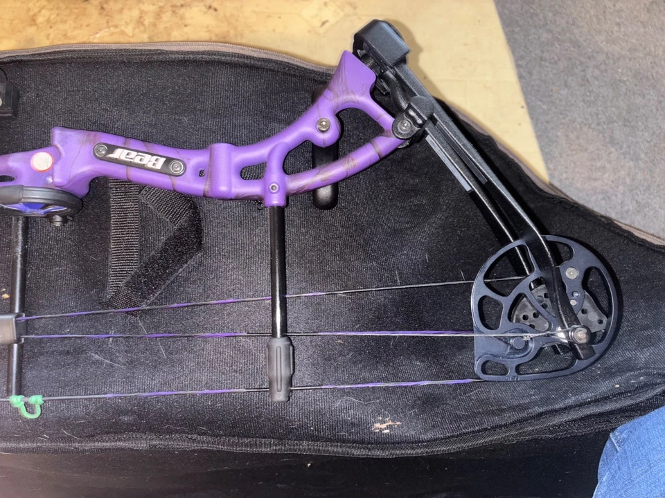 OSO TIRO CON ARCO Especie Largo Dibujo Mano Izquierda 55-70LB VELO STOKE PAQUETE COMPLETO ¡NUEVO EN CAJA!! Foto 4 de 4