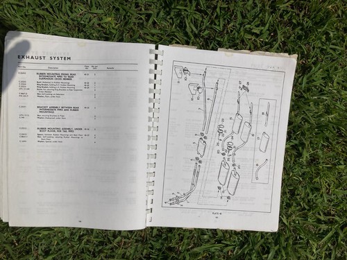 Jaguar 4.2 Mark X Original Parts Book. bought from a collection 30 Years Ago - Picture 22 of 24
