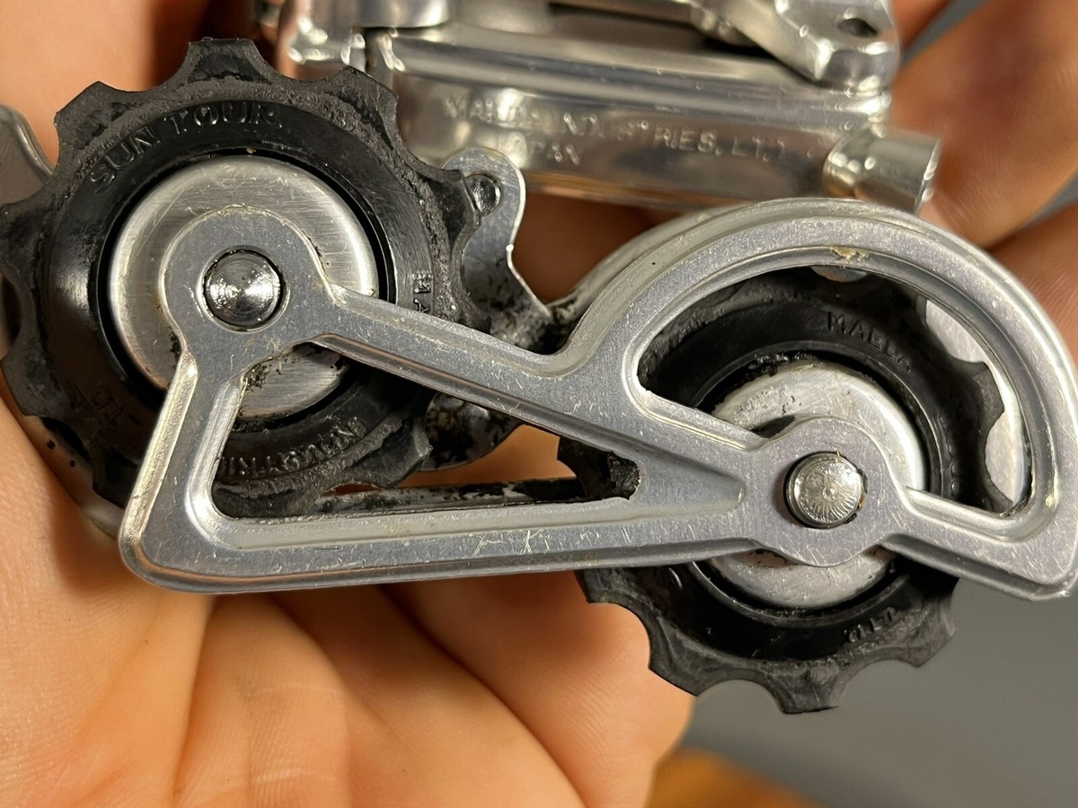 Vintage Suntour Cyclone Rear Derailleur 70s 80s Japan Race. CLEAN