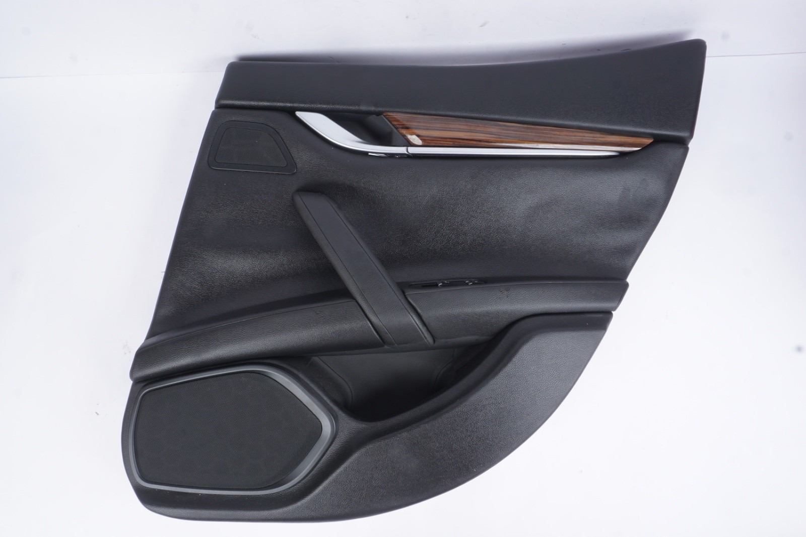 2014-2017 MASERATI GHIBLI REAR RIGHT PASSENGER SIDE DOOR PANEL TRIM COVER OEM