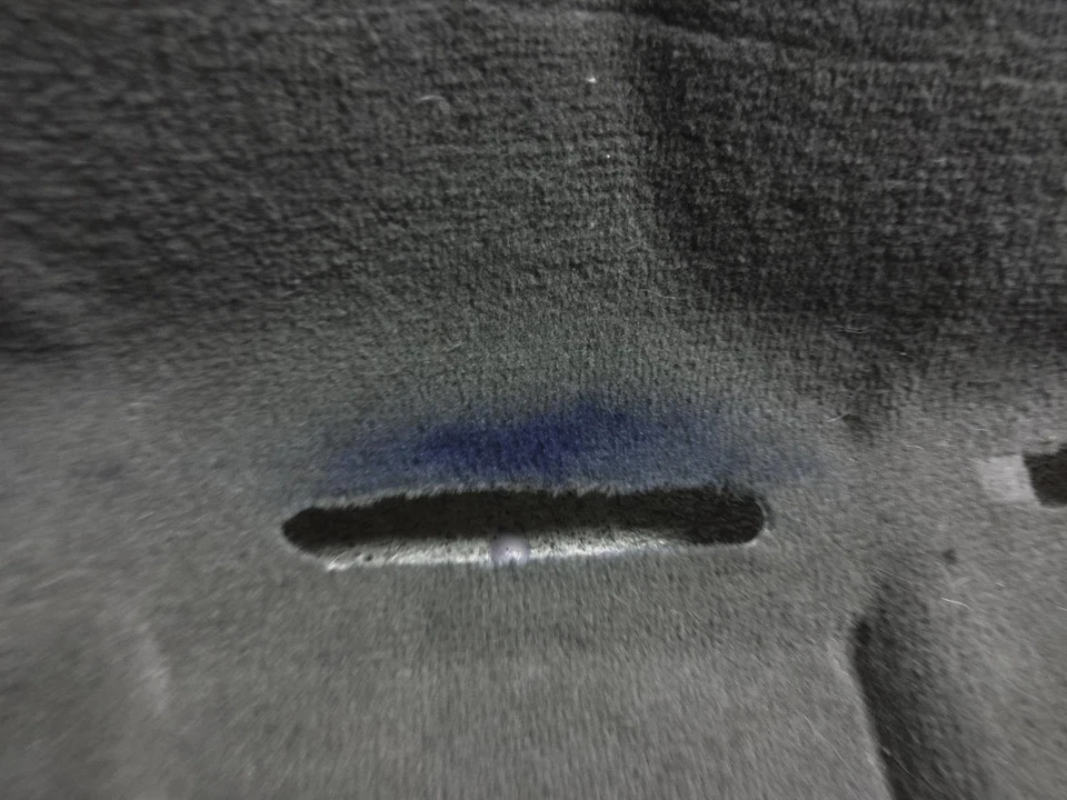 Серый передний напольный коврик для салона Audi Q5 2012 8R1-863-021-Aj-Qa5 - Изображение 4 из 4