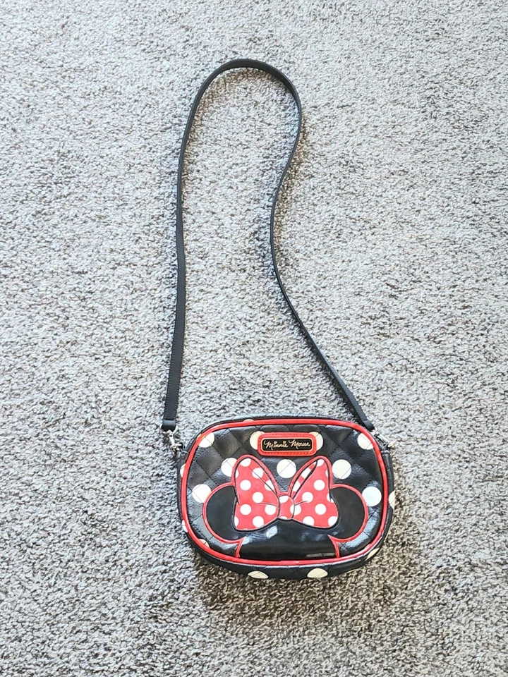 Cartera Bandolera Loungefly Disney Minnie Mouse Lunares Negra/Roja/Blanca Foto 3 de 4