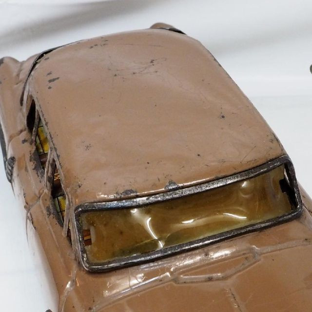 Bandai Bandaiya First Toyopet Crown Light Brown Tin Toy Car Bandai Bandaiya First Toyopet Crown Light Brown Tin Toy Car