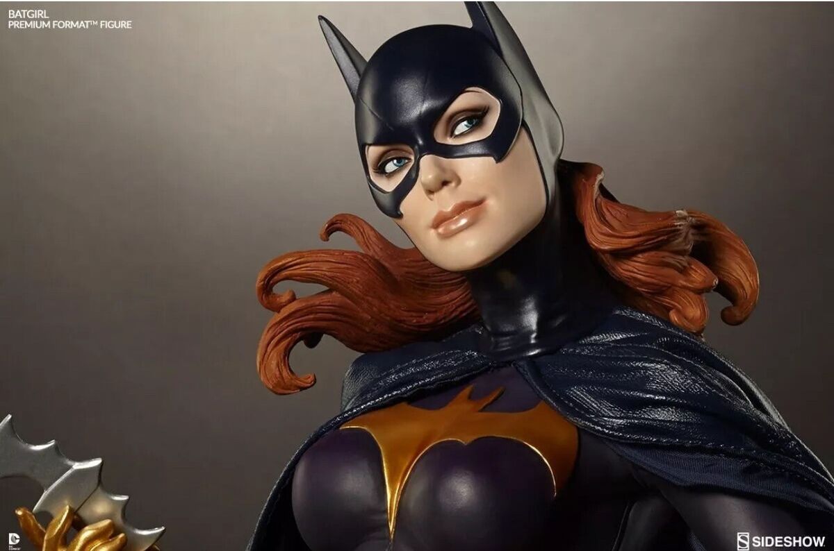 Sideshow Collectibles Batgirl Premium Format Figure - 2018 Sideshow Collectibles Batgirl Premium Format Figure - 2018