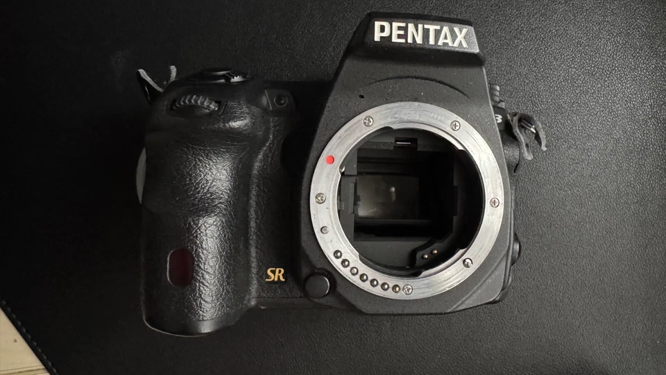 PENTAX K-3 DSLR-Kamera (Nur Gehäuse) - Bild 2 von 4