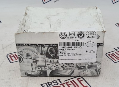 Original Audi Bremsbel?ge mit Verschlei?anzeige Audi A6 Typ 4F  