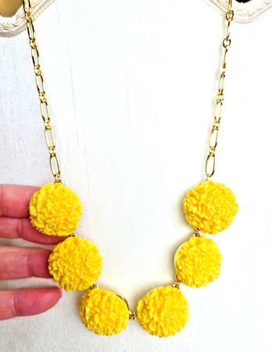 TALBOTS Flower & Lemon/Yellow Gold Tone Necklace 18" adjustable length