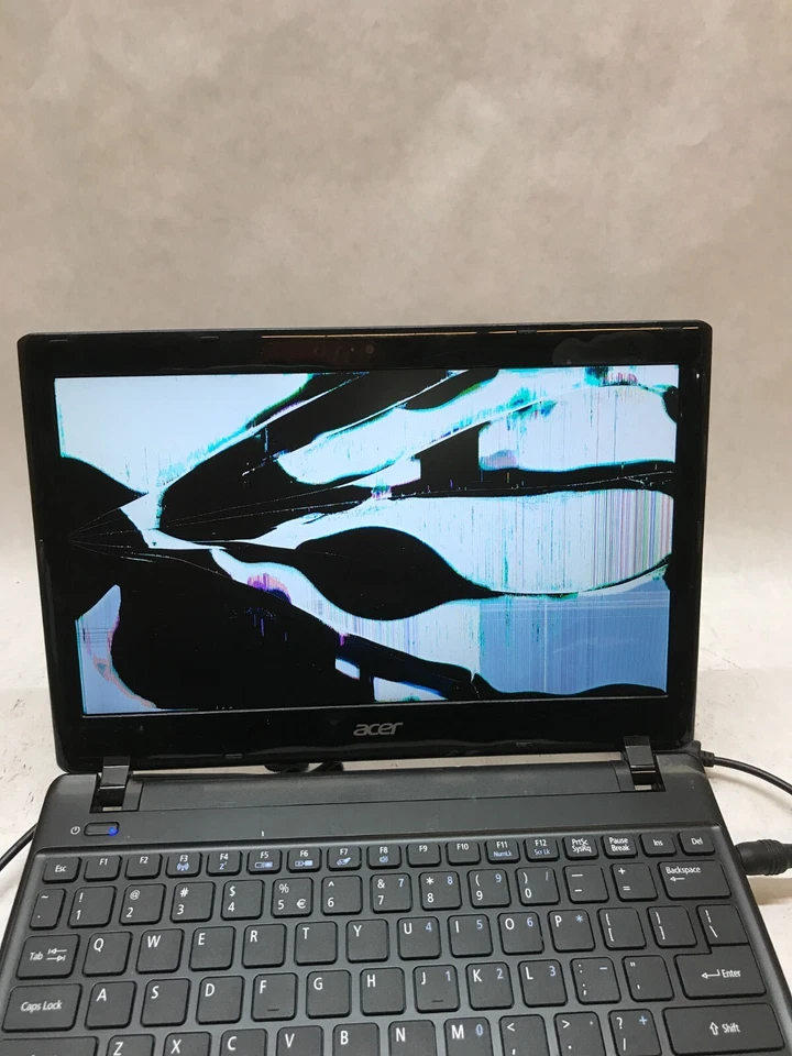 Acer TravelMate B113 TMB113-E-2810 11" Celeron 1017U 4GB RAM CRACKED AS IS - -DW - Image 2 of 4