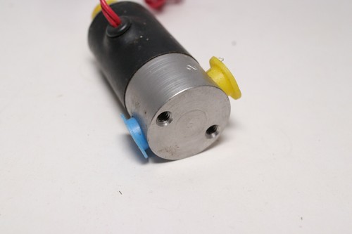 Skinner Electric Solenoid Valve 24V B4DA1 075 BN4 1/16 3/64 Orifice 7.5 PSI - Picture 5 of 7