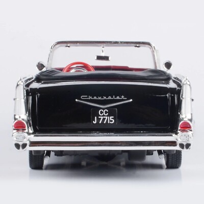 JAMES BOND 1957 Chevrolet Bel Air Convertible Noir 1/18 Auto Motormax