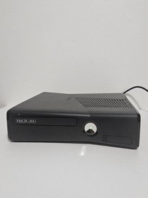 Microsoft Xbox 360 S Slim 4GB 1439 Console Bundle Controller Cables Tested