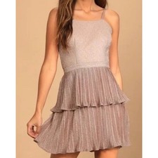 LULU  S Sweetest Soir e Blush Pink Metallic Pleated Open Back Mini Dress M NWT