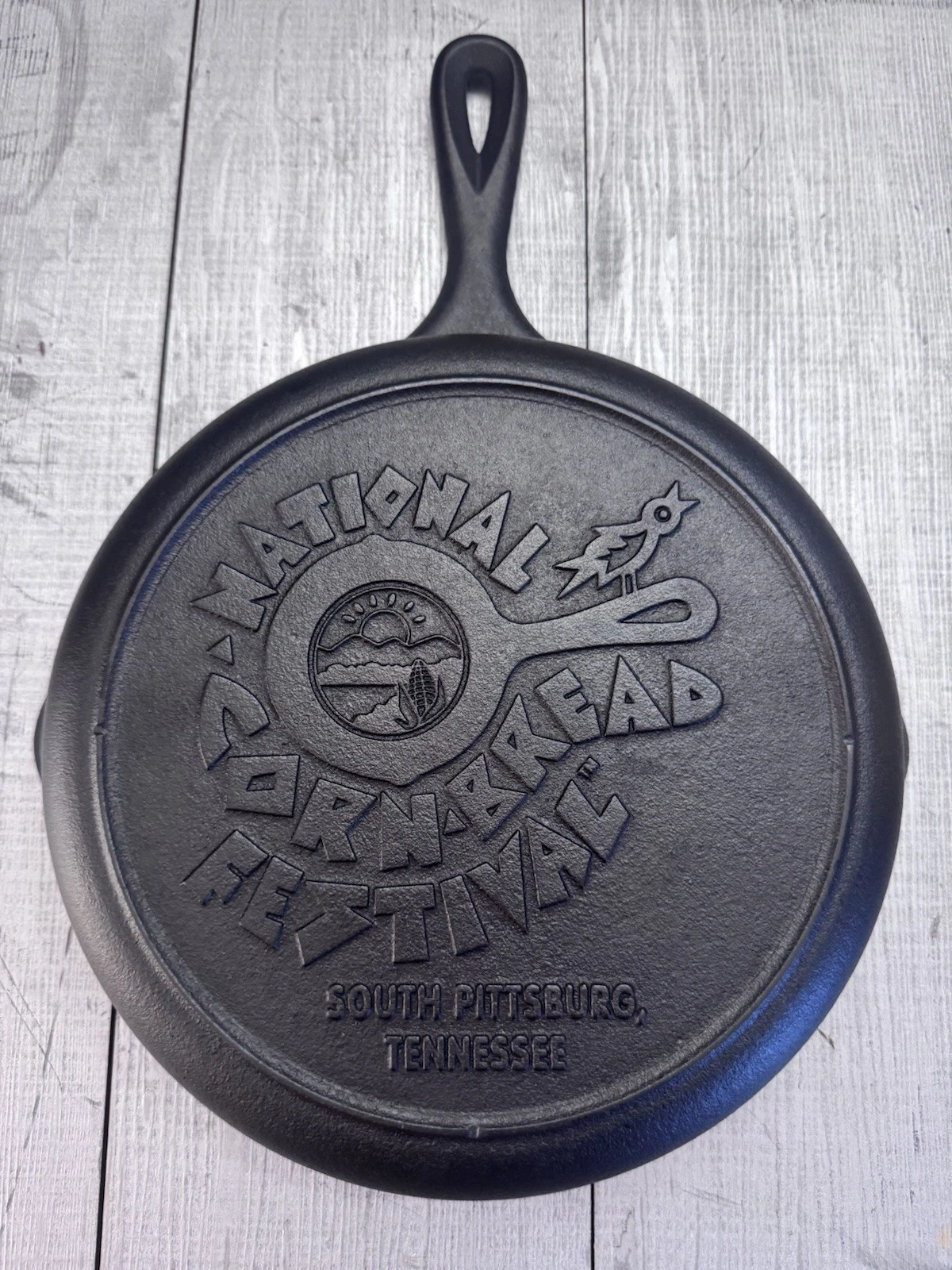 Lodge Cast Iron Skillet National Cornbread Festival 10”