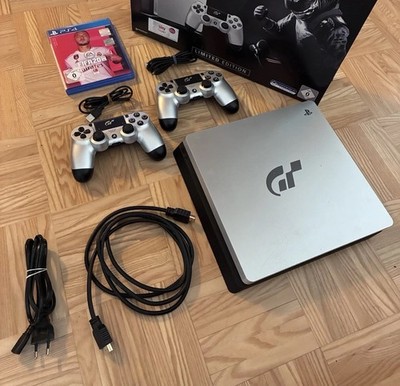 PlayStation PS4 Slim 1 TB Silver