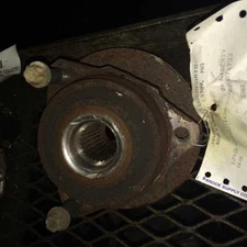 02-05 Jeep Liberty Front Hub Without ABS