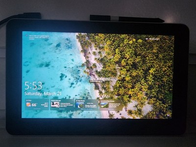 Wacom One Drawing Tablet Creative Pen Display 13.3 inch