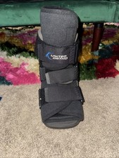 United Ortho Short Air Cam Walker Fracture Boot, Size SM, Black