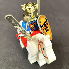 #6008 Royal King Figure Vintage and Retired - No Booklet - 1995