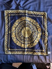 Versace Men  s Silk Pocket Square