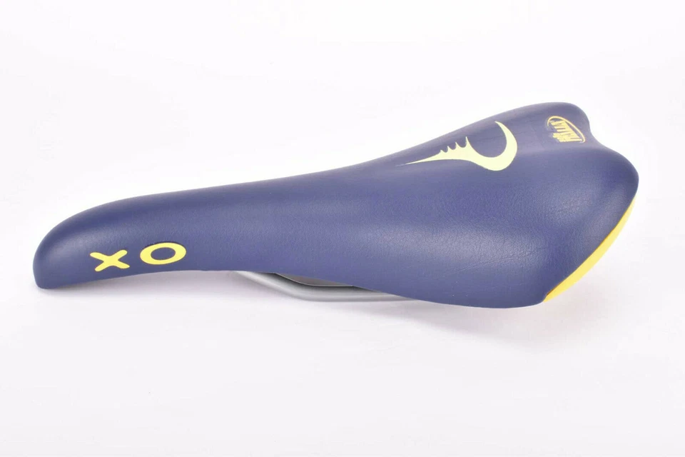 NOS Blue & Yellow / Green ish Pinarello labled Selle Italia XO Saddle 2000s - Image 4 of 4