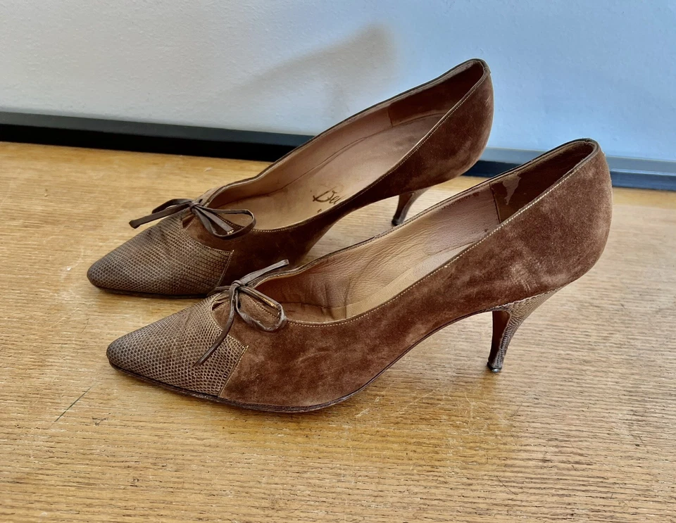 paire d’escarpins vintage époque 1960 cuir Et Daim Marque Effacé En Parti - Photo 2/4