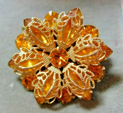 Vintage Gerbera Daisy Flower Yellow Rhinestones Filigree Brooch Pin Gold  Tone