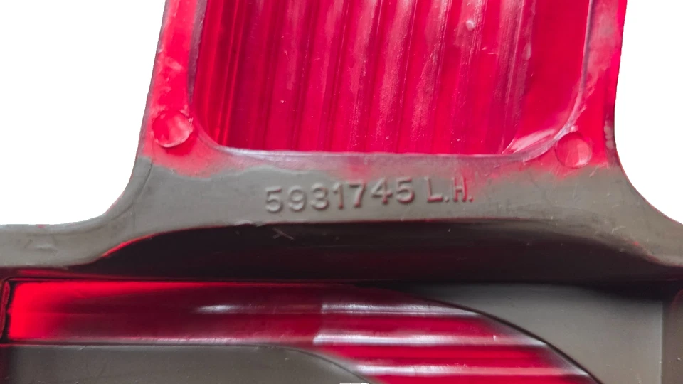 Buick All Super Roadmaster 1941 algunos 1941-1942 par de lentes especiales de cola izquierda/derecha Foto 3 de 4