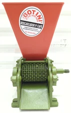 Botini F000967 Manual Coffee Peeler with Hand Crank (Brazil)