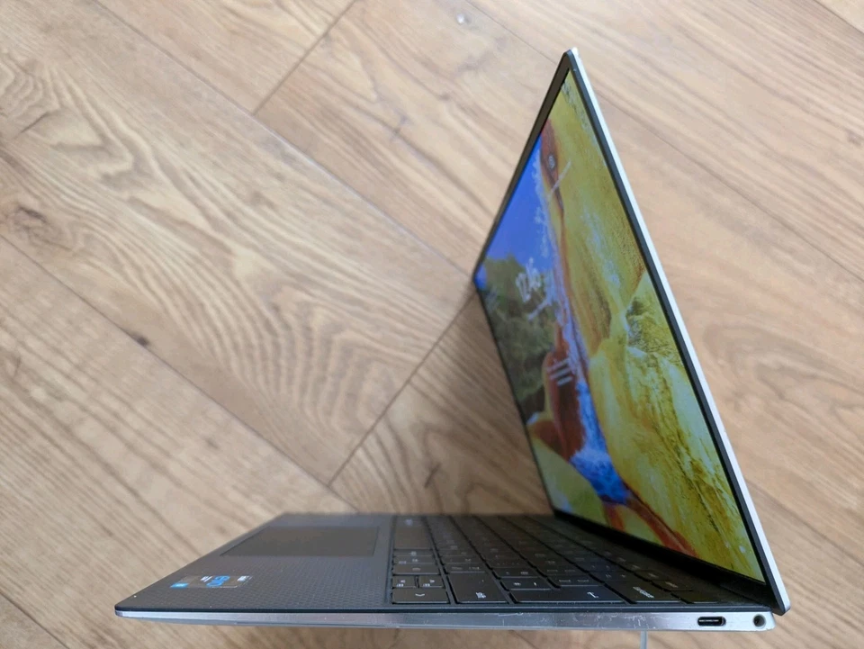 Dell XPS 13 9310 Core i5 1135G7 2.4GHz 8GB RAM 256GB 13.4" FHD 11th Gen 808 - Image 3 of 4