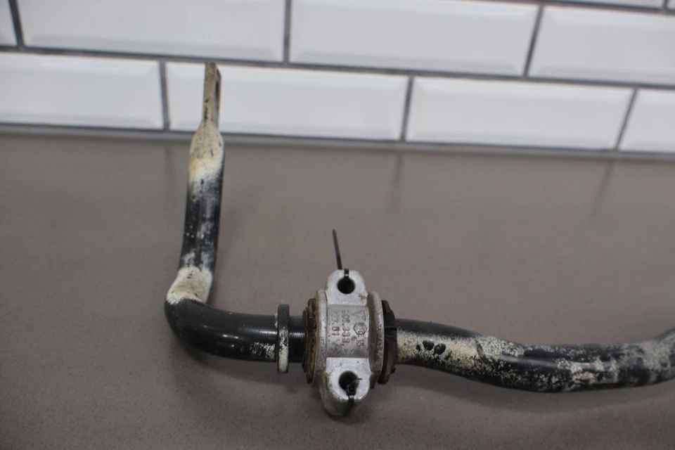 05-12 保时捷 911 997 Targa AWD 后稳定杆 原始设备制造商 (43K) 非电动 — 第 3/4 张图片