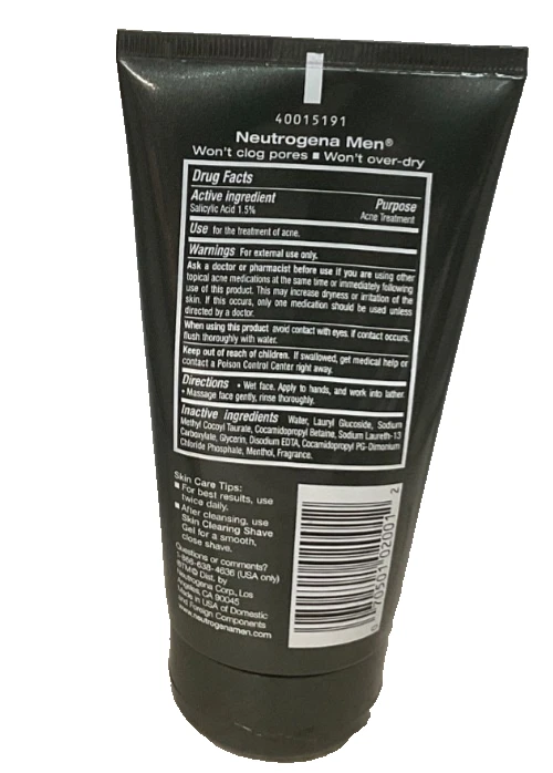 Neutrogena Men Skin Clearing Face Wash Tratamiento de ácido salicílico sin aceite, 5,1 oz Foto 2 de 2