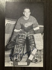 Detroit Red Wings Roger Crozier Autographed Postcard