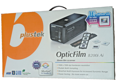 Plustek OpticFilm 8200i Ai Scanner SilverFast Ai Studio 8 Advanced