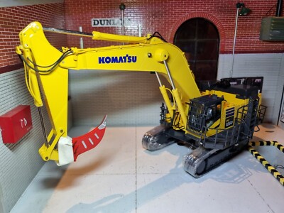 1:50 Komatsu PC1250-11 Demolition Yellow Diecast Scale Model NZG
